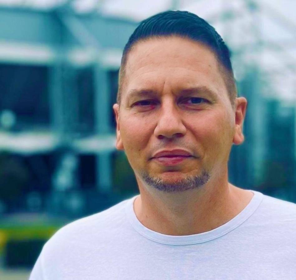 Kooperation mit Borussia Mönchengladbach: Dirk Dillenberger liest in der Grabeskirche St. Josef