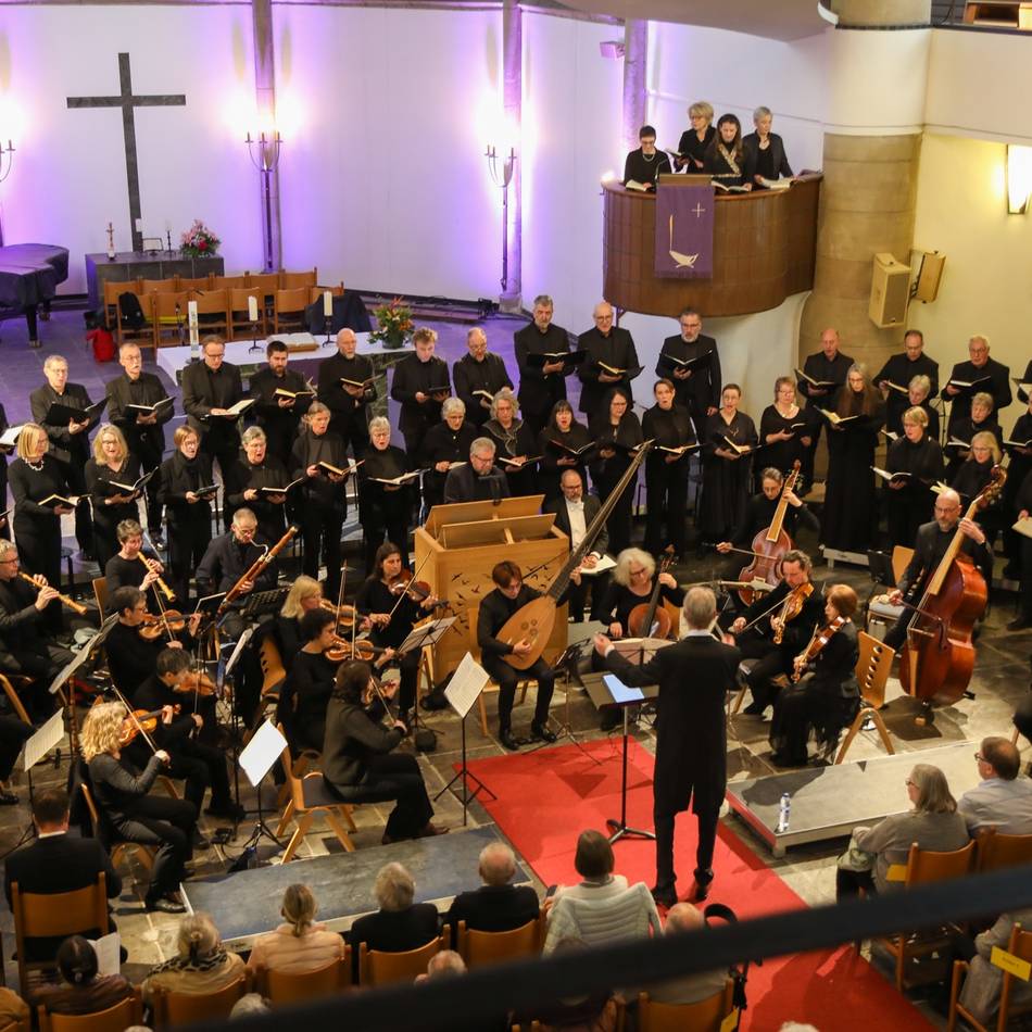 Schönhausen-Chor Krefeld beglückt: Achtung Hochspannung – Wie die Matthäuspassion das Publikum elektrisiert