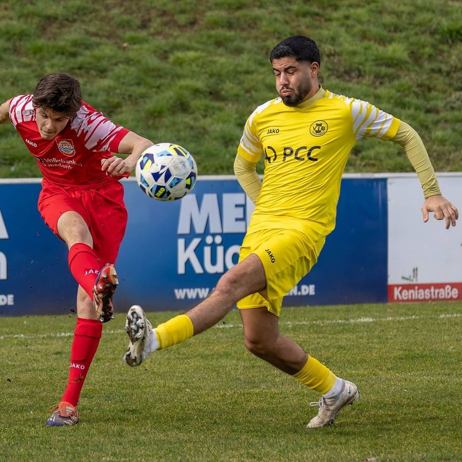 Jetzt wartet die Holzheimer SG : Derbysieg bringt SV Sonsbeck viel Rückenwind