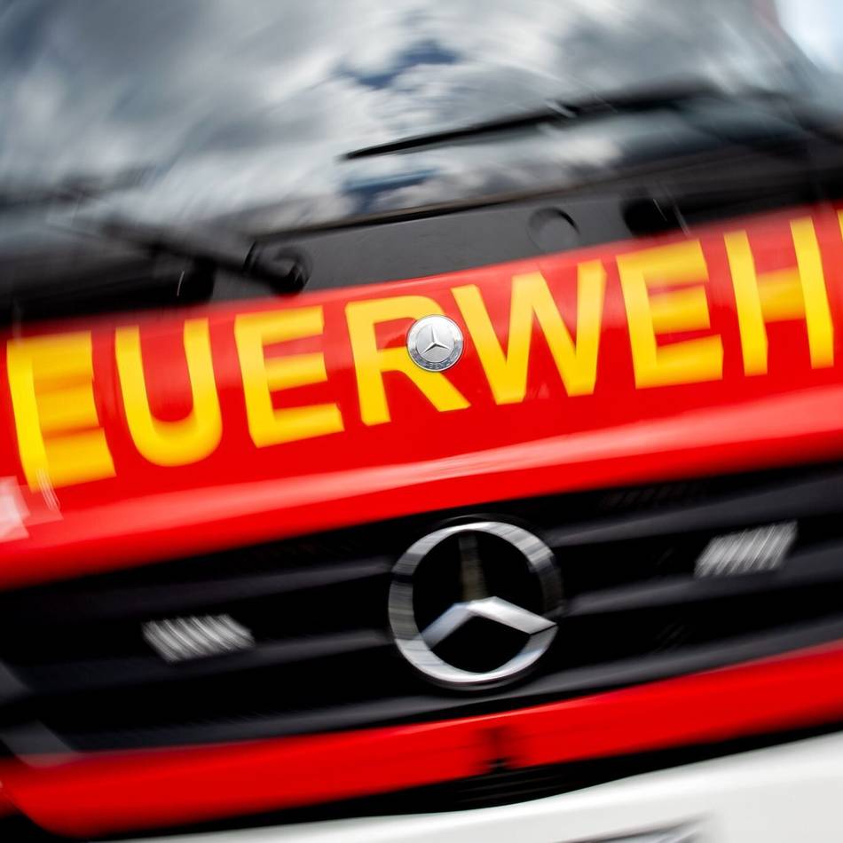Einsätze für die Rheinberger Feuerwehr: Kabelbrand und verstopfter Kamin