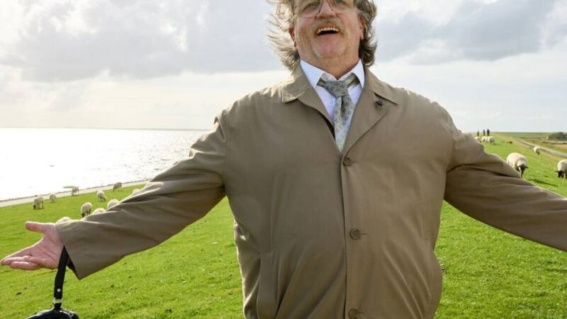 Neuer Film von Hape Kerkeling: Horst Schlämmer auf Glückssuche – „Deutschland hat Rücken. Und zwar im Gesicht“