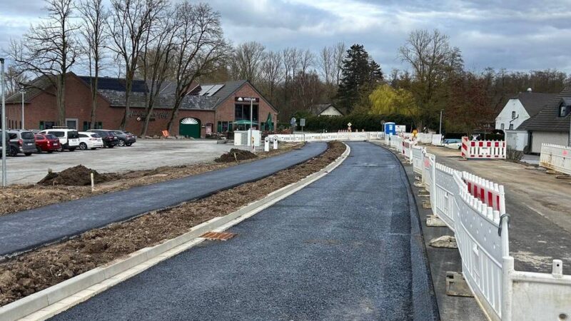 Dank günstiger Witterungsbedingungen: Arbeiten auf der Damer Straße enden früher