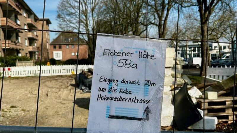 Schwer auffindbare Hausnummern in Mönchengladbach: Verzweifelte Adresssuche mit sechs heißen Pizzen