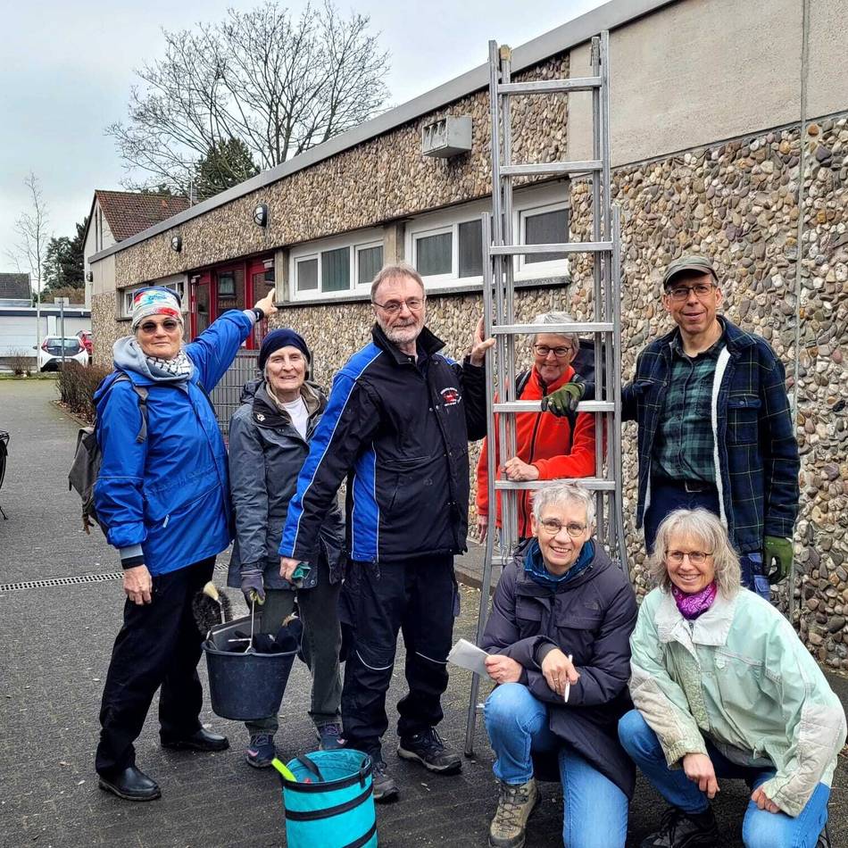 Im ganzen Stadtgebiet: Monheimer Nabu macht Nistkästen fit