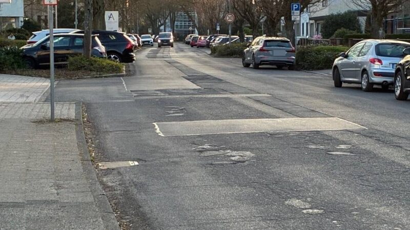 Kanalmaßnahmen in Korschenbroich: „Es ist nur eine Frage der Zeit, wann der Kanal zusammenbrechen wird“