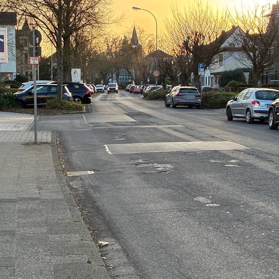 Kanalmaßnahmen in Korschenbroich: „Es ist nur eine Frage der Zeit, wann der Kanal zusammenbrechen wird“