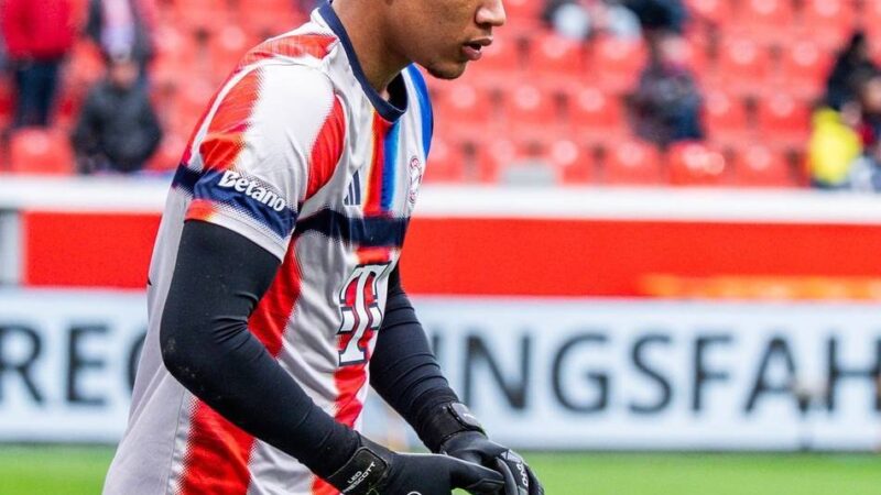 16-Jähriger Prescott steht vor dem Debüt: Gleich drei Keeper fallen aus – wer steht gegen Bergamo im Bayern-Tor?