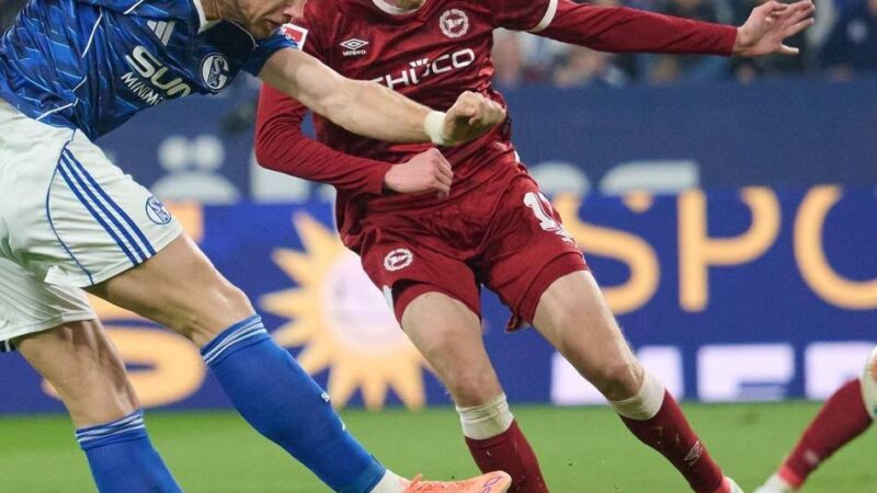 2. Bundesliga kompakt: Schalke verteidigt die Tabellenführung – Elversberg siegt spät gegen Magdeburg