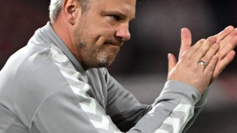 Nach der Niederlage gegen den BVB: „Gott im Tiefschlaf“ – Köln hadert, Kwasniok unter Druck