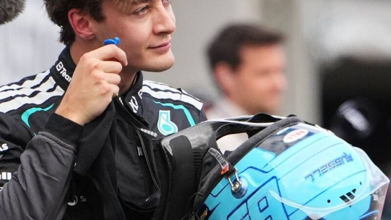 Fast acht Zehntelsekunden Vorsprung: „Sie sind zu schnell“ – Mercedes fährt zum Auftakt auf und davon