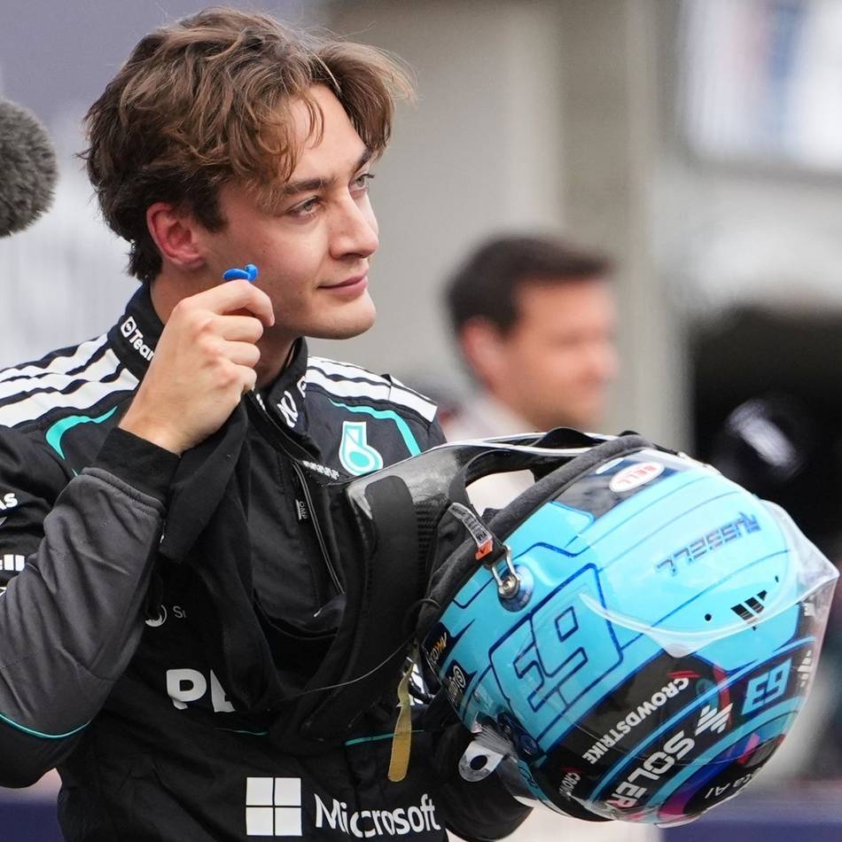 Fast acht Zehntelsekunden Vorsprung: „Sie sind zu schnell“ – Mercedes fährt zum Auftakt auf und davon