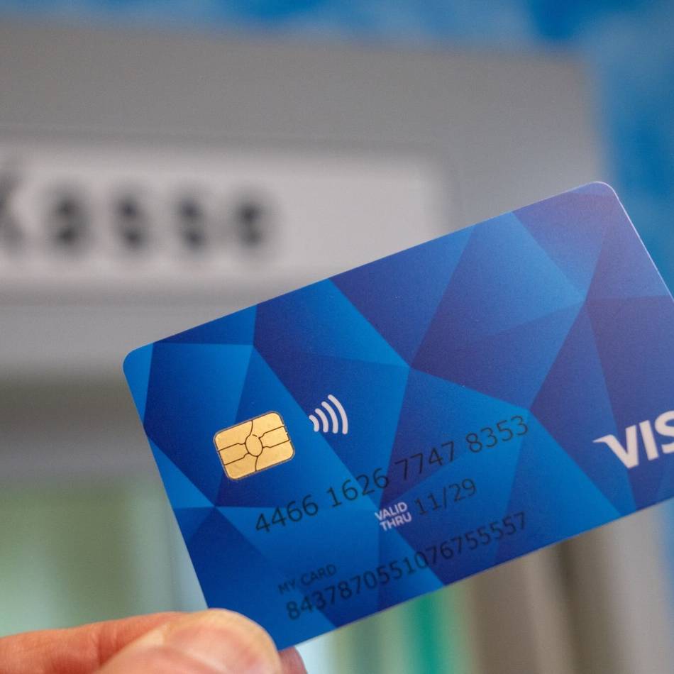 Verwaltung in Jüchen: Ausschuss stimmt gegen Bezahlkarte für Geflüchtete