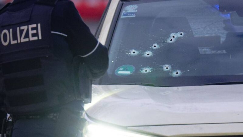 Neffe von Drogenboss verletzt: Nach Schüssen auf Taxi – mutmaßlicher Schütze festgenommen