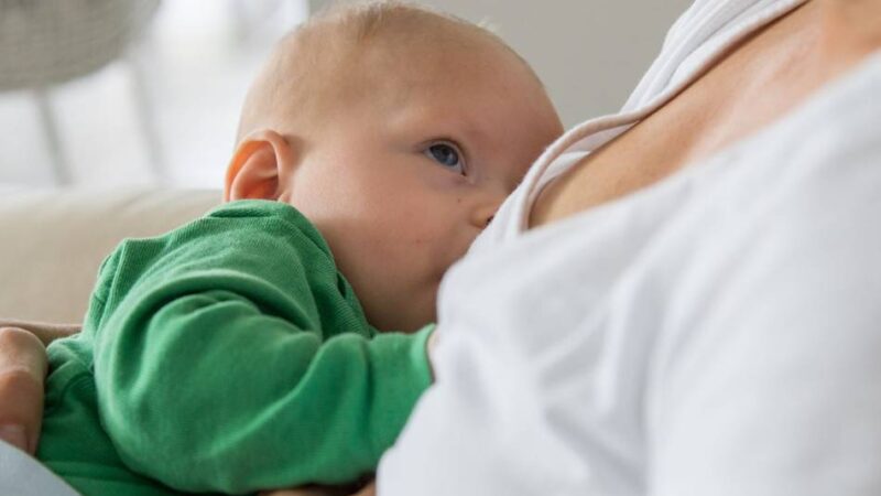 Hebamme aus Moers: „Stillen ist ein Eingriff in die Intimsphäre“