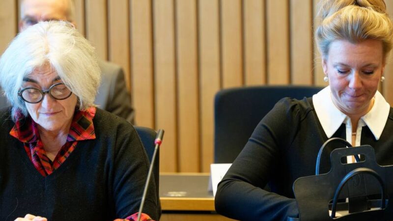 Sondersitzung im Landtag NRW: Landespolitiker geißeln Akademie-Rektorin