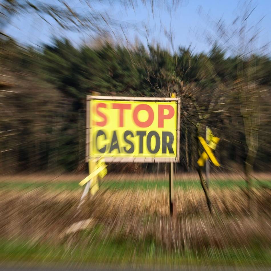 Autobahn bei Moers und Duisburg: BUND protestiert mit Mahnwache gegen Atommülltransporte