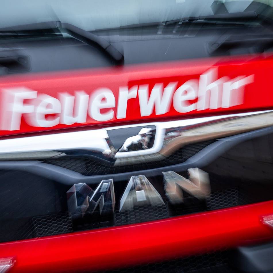 Feuerwehreinsätze in Mönchengladbach: Wohnungen nach Bränden am Wochenende unbewohnbar