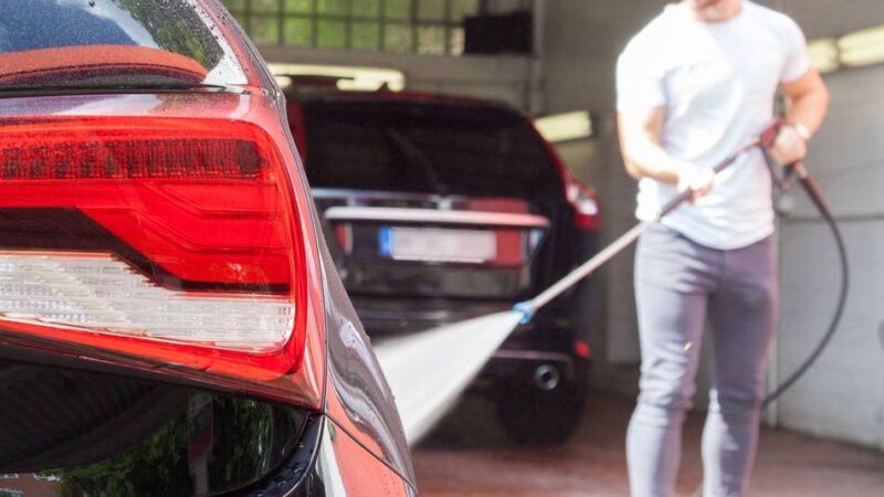 TÜV-Experte aus Moers: Tipps für den Auto-Check nach dem Winter