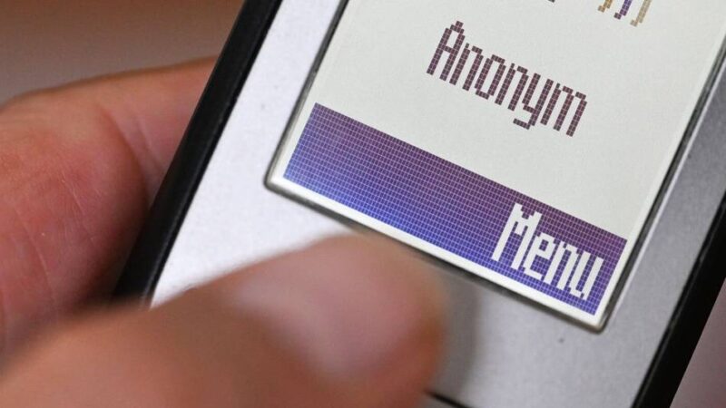 Nach Schockanruf in Dormagen: Betrüger flexen an Tresor – Pflegekraft verhindert Schlimmeres