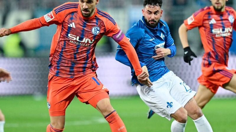 Remis in Darmstadt: Schalke bleibt auch ohne Dzeko Tabellenführer der 2. Bundesliga
