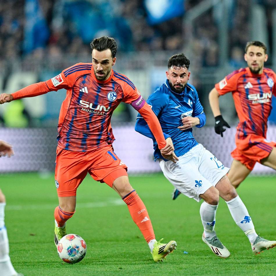 Remis in Darmstadt: Schalke bleibt auch ohne Dzeko Tabellenführer der 2. Bundesliga