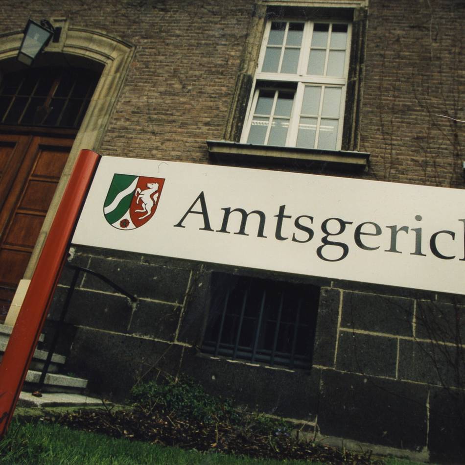 Verhandlung vor dem Amtsgericht: Angebetete verwechselt? Geldstrafe!