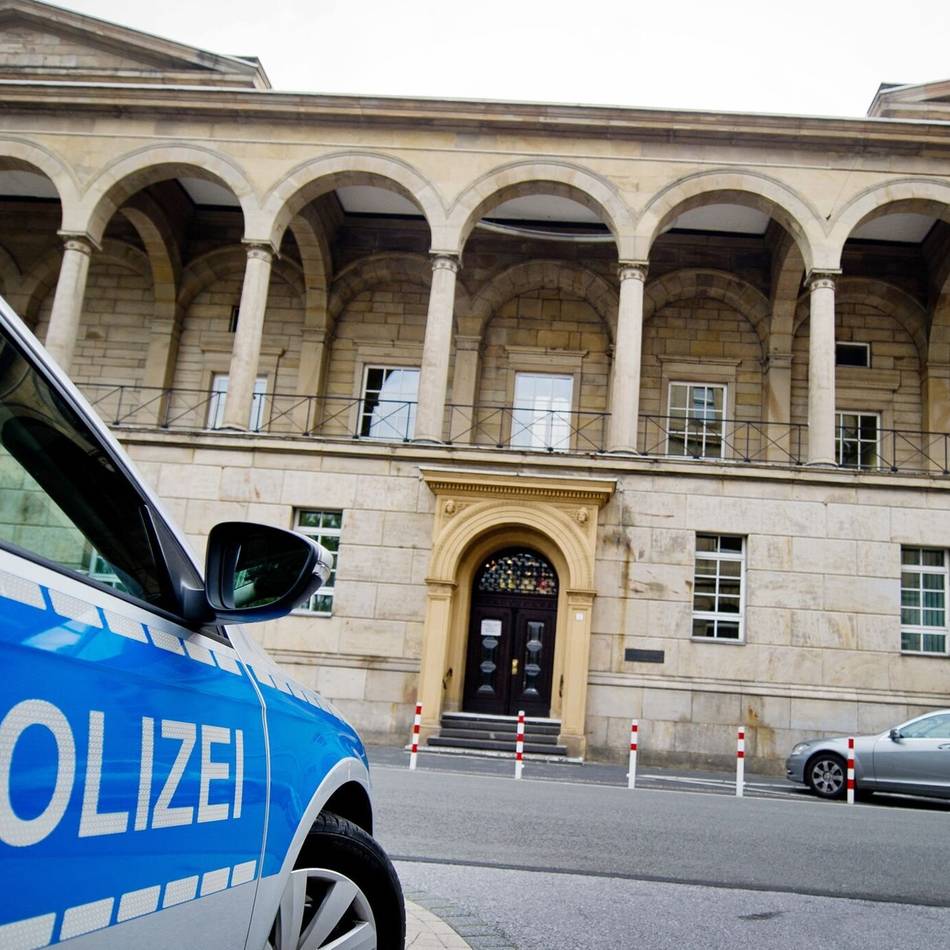 Mordprozess in Wuppertal: Polizeibeamte und Nachbarin schildern dramatische Ereignisse