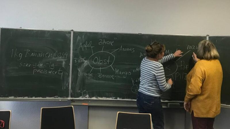 Politik diskutiert im Ausschuss: Wie geht es bei den Projekten für die Geflüchteten weiter?