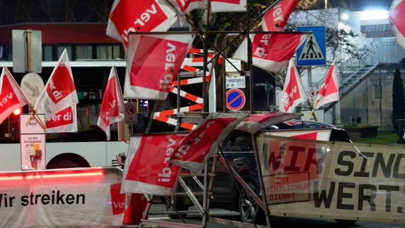 Antworten auf wichtigste Fragen: Nahverkehr-Warnstreik soll heute Köln, Bonn und Monheim weitgehend lahmlegen
