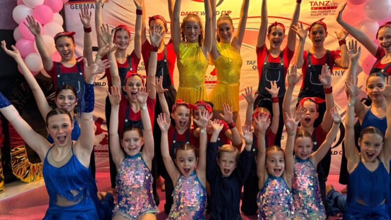 Formation aus Langenfeld: Dancing Sweethearts qualifizieren sich für den World Cup 2026 in Dublin