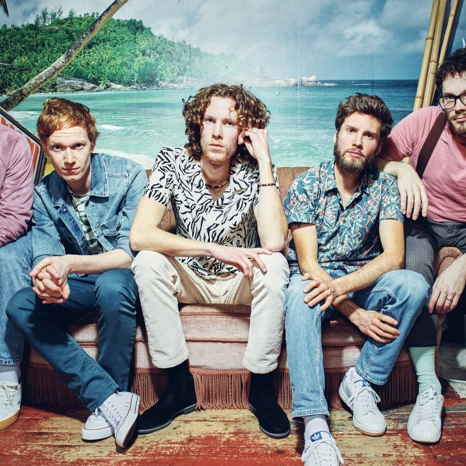 Auftritt in Neersen: A-cappella-Formation „Anders“ und Willicher Tonköpfe gemeinsam vor dem Schloss