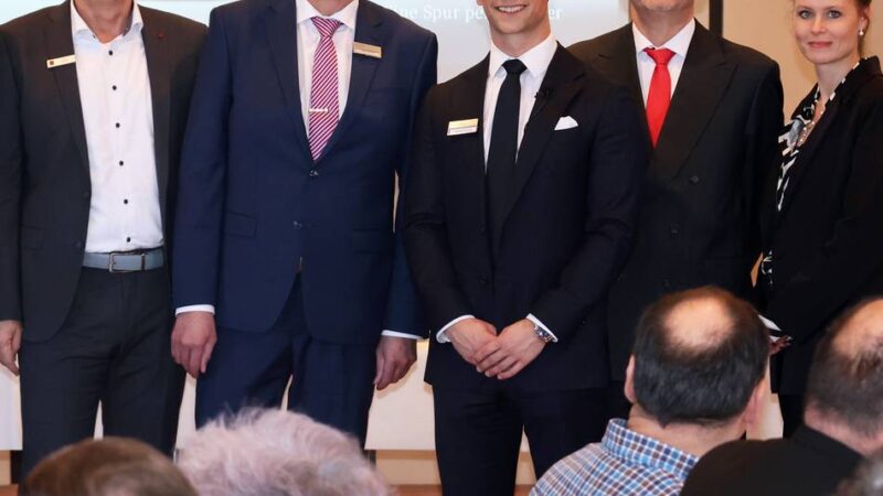 Anlageexperte in Moers: „Unruhige Zeiten brauchen klare Strategie“