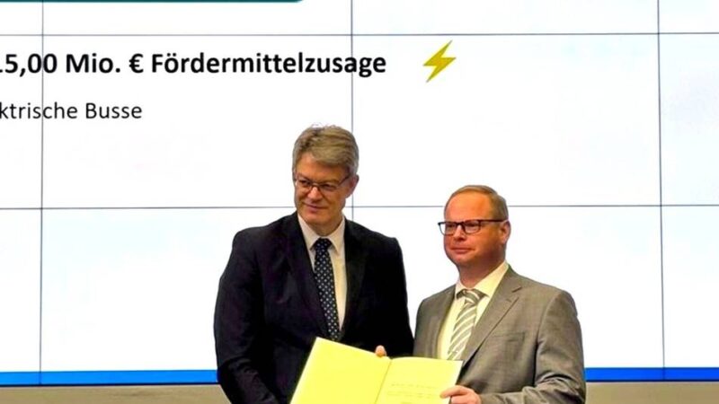 Tochterunternehmen der Niag in Moers: Wie Look die Elektrobus-Flotte ausbaut