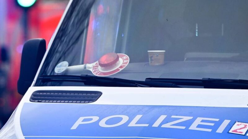 Angriff mit Reizstoffwaffe in Neuss: 64-jähriger stoppt bewaffneten Täter