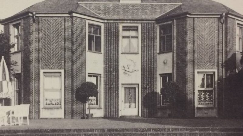 Geschichten über Meerbusch:  Hinter den Mauern von Meererbusch