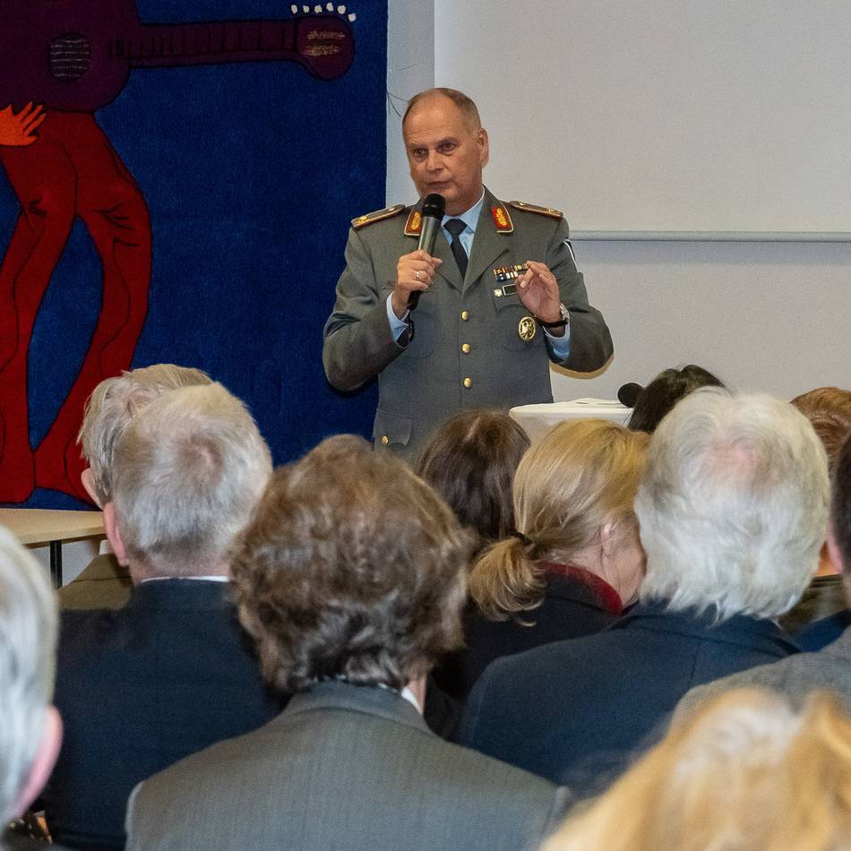 Brigadegeneral in Neuss: „Kämpfen können, um nicht kämpfen zu müssen“