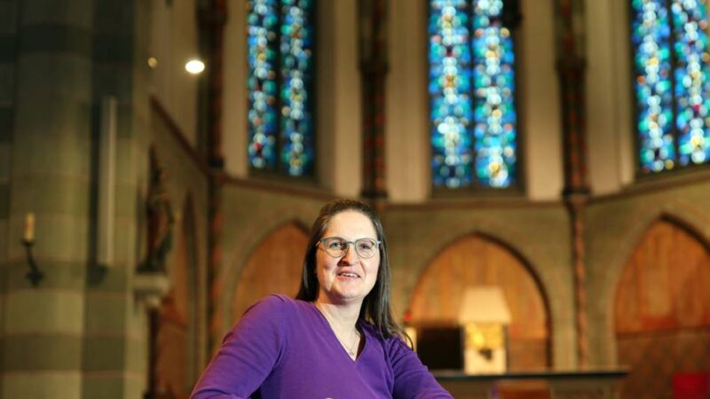 Neue Gemeindereferentin Mettmann/Wülfrath: „Aus den Köpfen rauskriegen, dass Kirche altbacken ist“