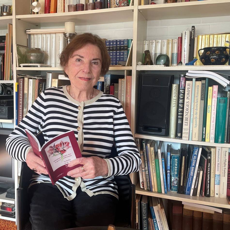 Kultur in Meerbusch: Eri Krippner sammelt „Gedichte an die Mutter“