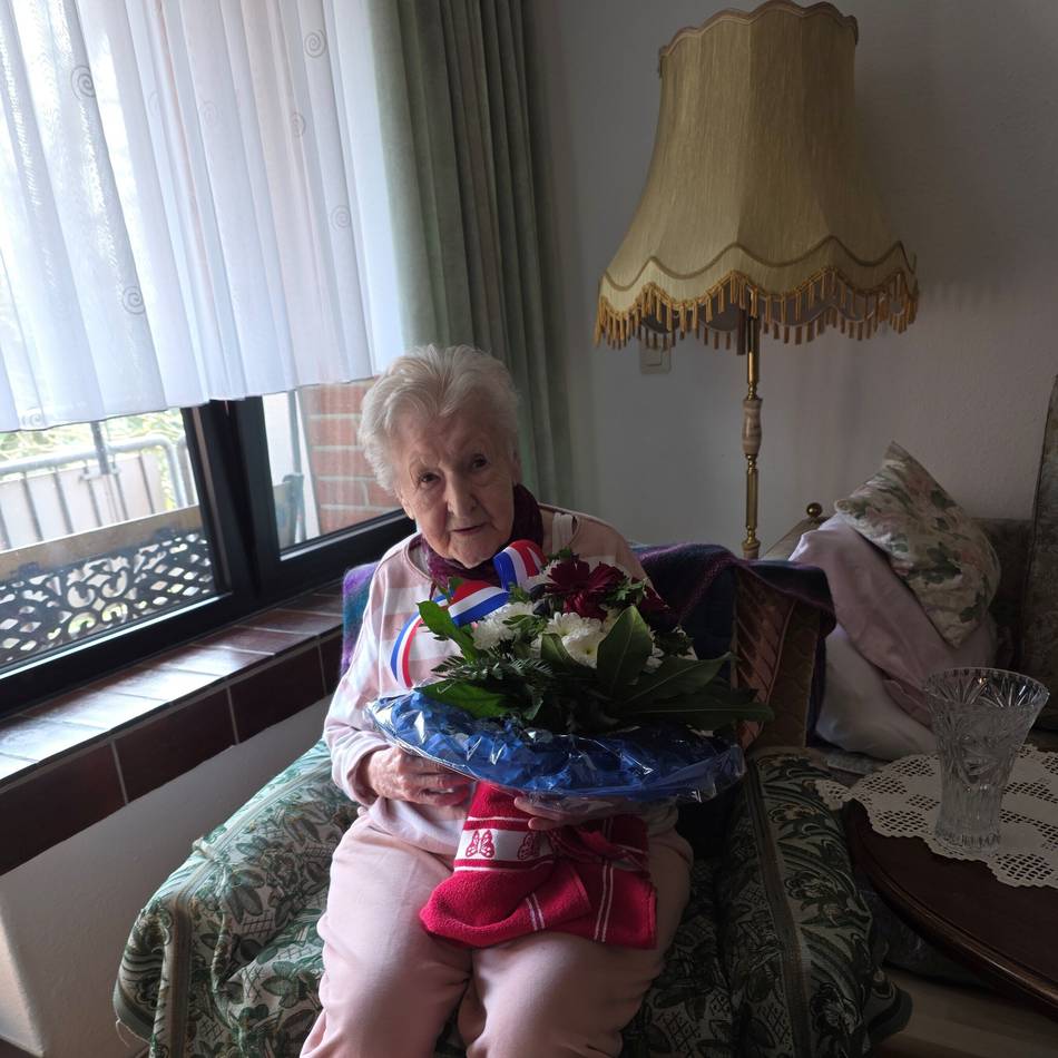 100. Geburtstag in Heiligenhaus: Große Freude im kleinen Familienkreis