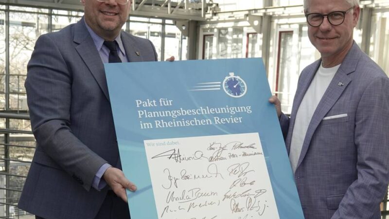 Schnellere und effizientere Verwaltungsprozesse: Stadt Kaarst schließt Beschleunigungs-Pakt