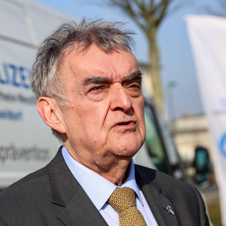 Politik in Wermelskirchen: Reul reagiert auf Forderung nach mehr Videoüberwachung