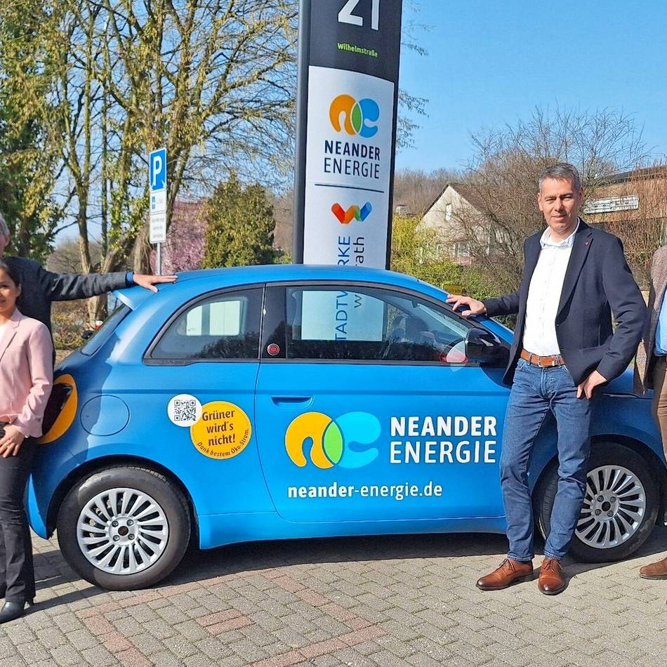 Neander-Energie will an der A44 bei Heiligenhaus einen hochmodernen E-Ladepark mit Batteriespeicher errichten: Neuer Markenauftritt und große Ziele