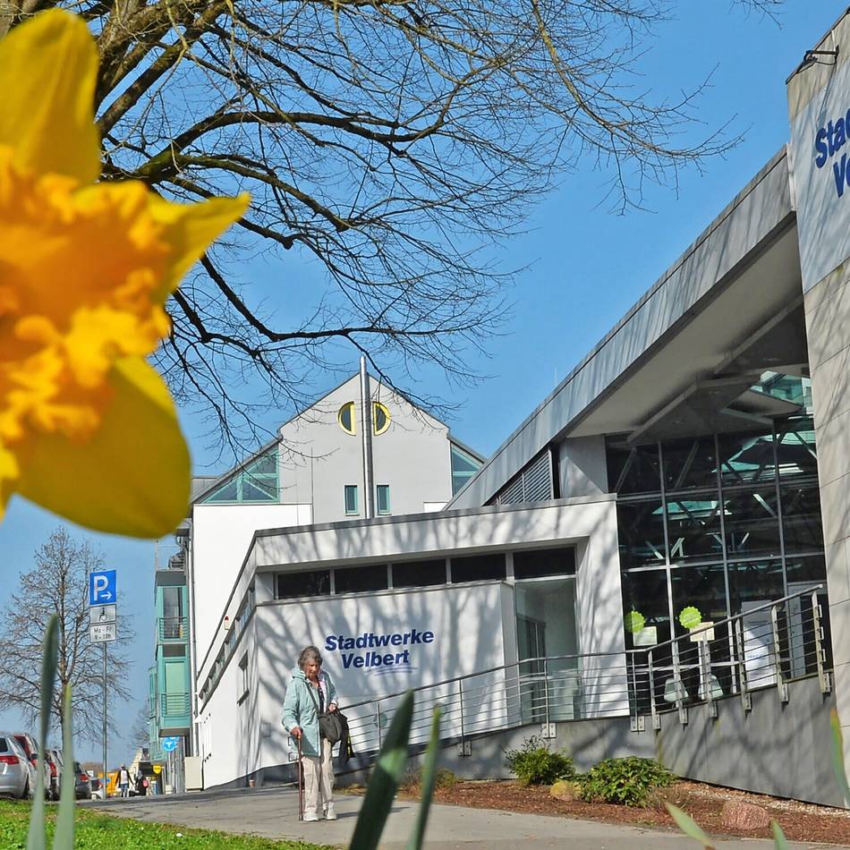 Trotz neuer IT-Ausstattung setzt der kommunale Energieversorger auf die Beratung im Kundencenter: IT-Systemumstellung bei Stadtwerken Velbert:
Die OP am offenen Herzen ist gelungen