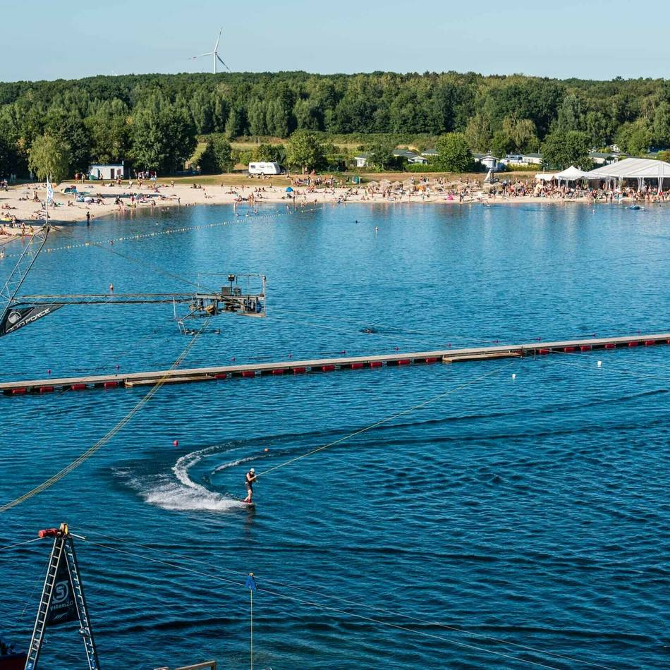 Badesee in Wankum: Blaue Lagune wirbt um eine eigene Bushaltestelle