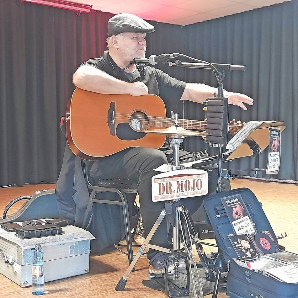 Diesmal sorgte „Dr. Mojo“ im Kulturcafé der Awo für prächtige Stimmung: Top-Kultur für engagierte Quartiersarbeit