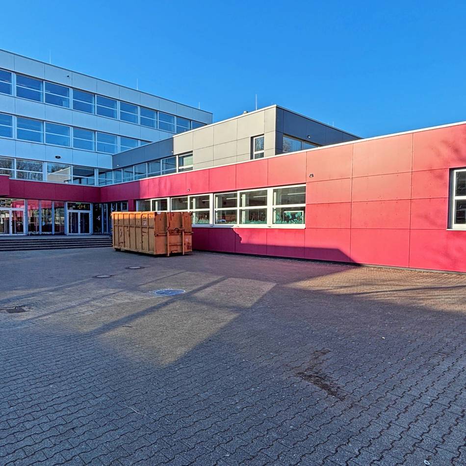 Die Schäden des Starkregenereignisses von 2024 werden für rund 260 000 Euro beseitigt: Der Kunsttrakt des Gymnasiums wird saniert