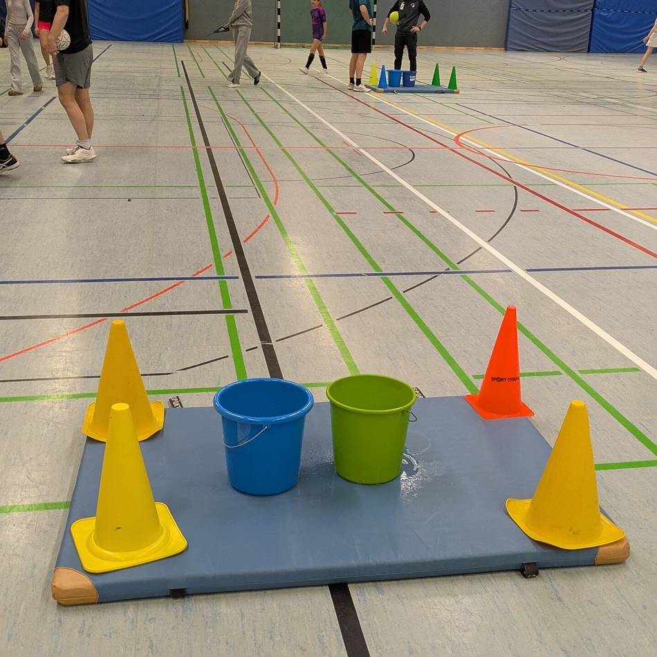 Gymnasium in Meerbusch: Dach undicht – Sporthalle in Büderich gesperrt