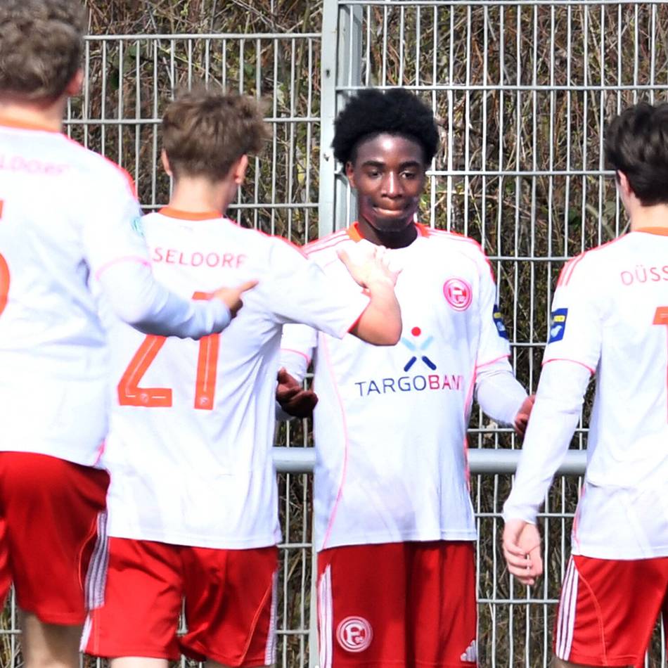 2:0 gegen Alemannia Aachen: Fortunas U19 eilt von Sieg zu Sieg