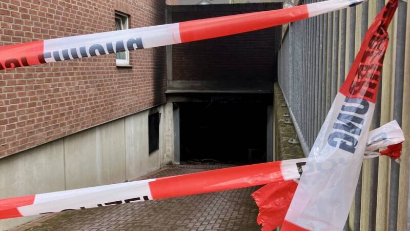 Ursachenforschung in Hilden: Brandexperte nimmt Tiefgarage unter die Lupe
