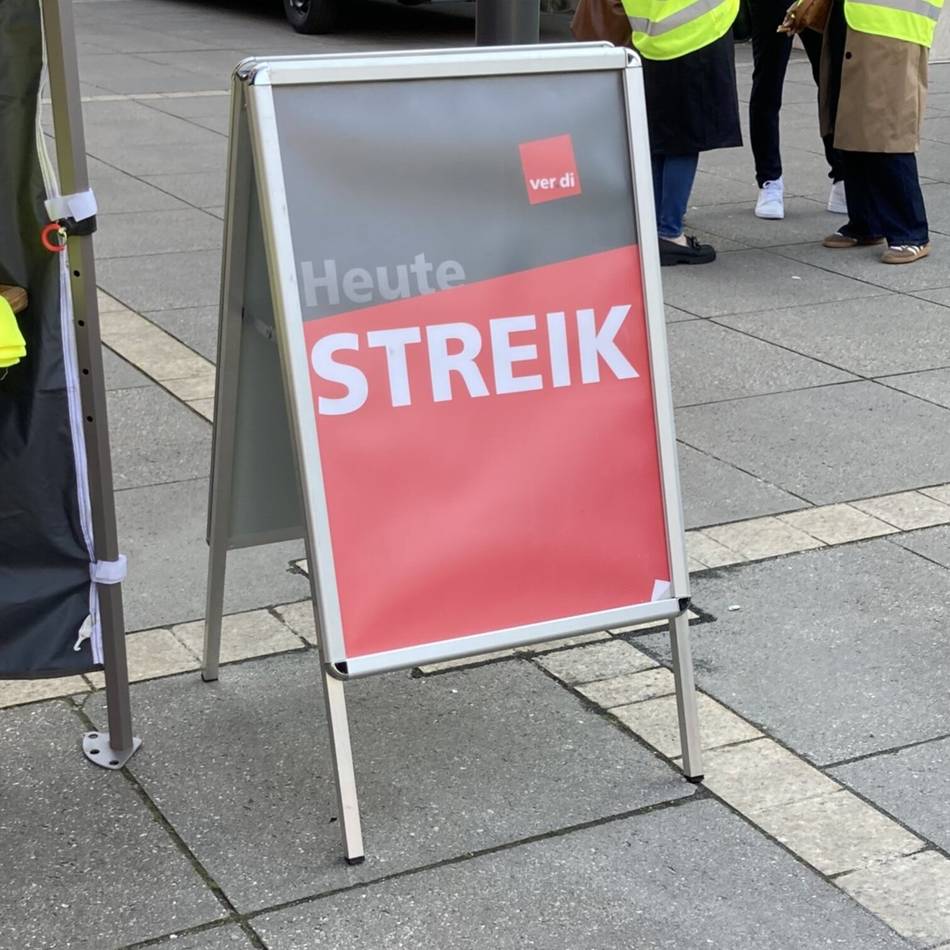 Tarifstreit im ÖPNV: Trotz Streiks – diese Busse fahren am Wochenende